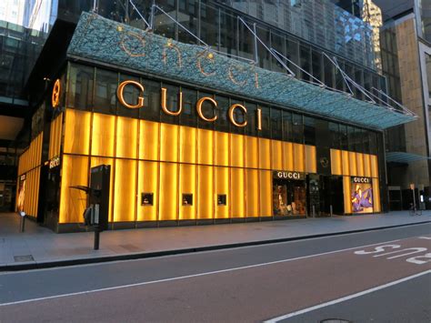 gucci shop sydney.